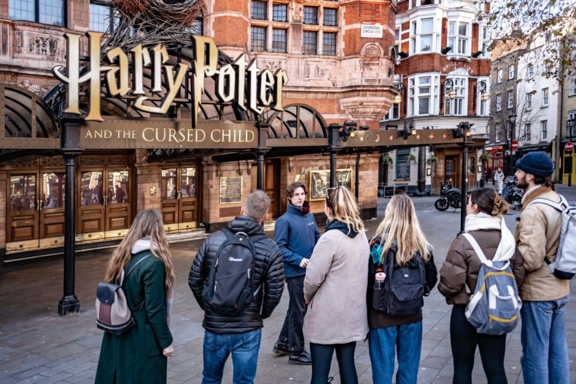 London-Landmarks-and-Harry-Potter-Walking-Tours-image-2_gallery (1)